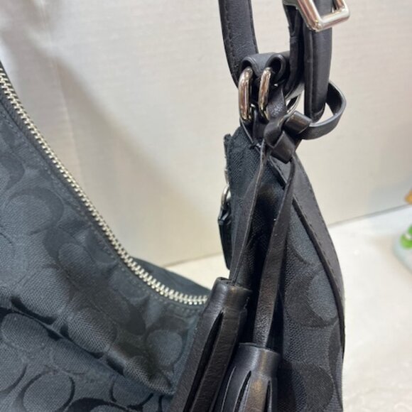 Coach Signature Cs Black Canvas Hobo Shoulder Zip Bag w/Turn Lock EUC - Picture 9 of 16